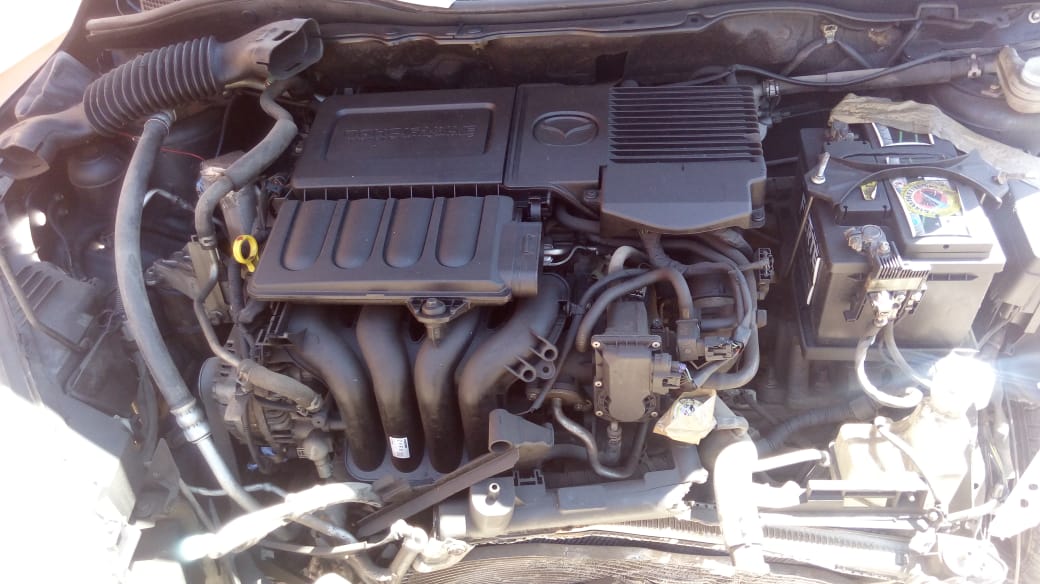  Mazda 2 2012    EN DESARME